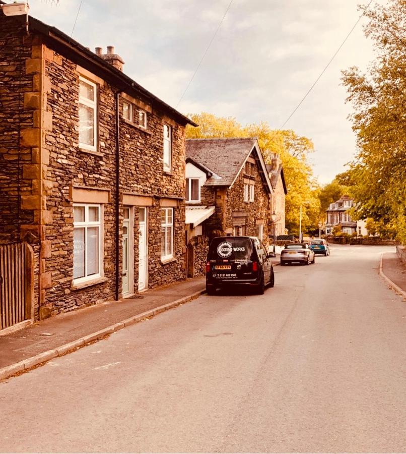 Woodland Cottage - Private Courtyard - Pet Friendly Retreat In The Heart Of Windermere Exterior foto